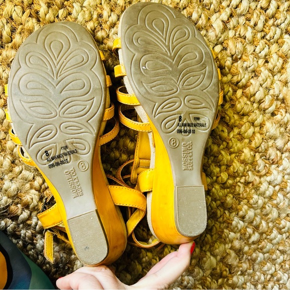 Mossimo Supply Co yellow 3” strappy wedge heel sandals Size 8. EUC - Picture 11 of 13